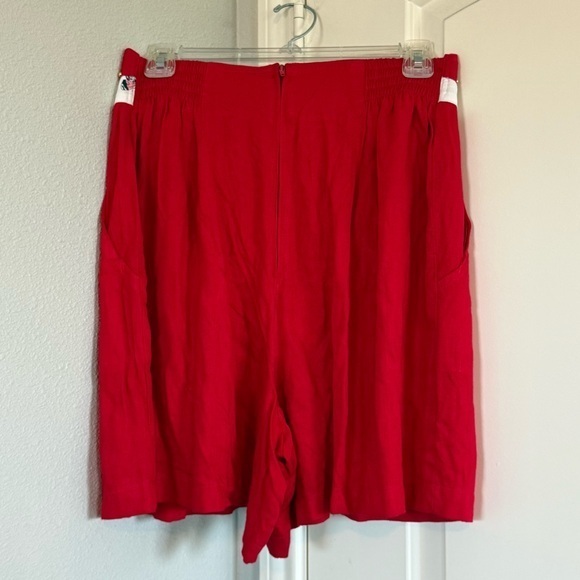Vintage IIF Red Butterfly High Waisted Shorts Gold Medallion Belt Size 12 USA - Picture 6 of 9